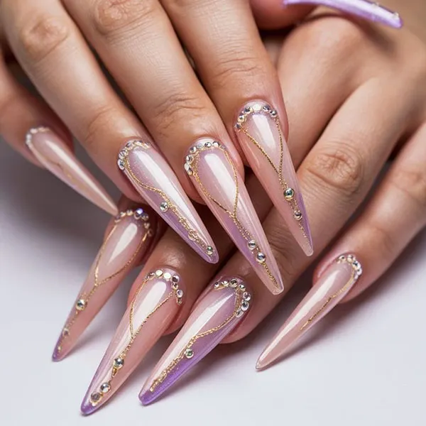 35 طرح ناخن بلند که امسال همه عاشقشان شدهاند! 11 Long nail design 7