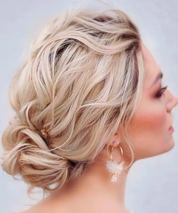 34 مدل شینیون مو کوتاه دخترانه؛ شیک، ساده و خاص! 34 Short hair updo style for girls 31