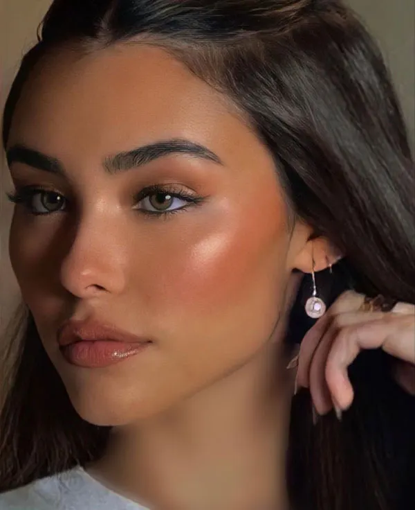 Simple makeup 17