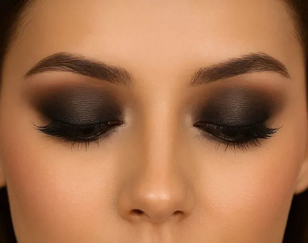Smoky makeup look 31