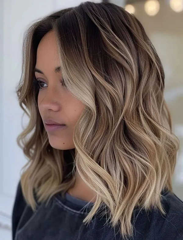 34 ایده رنگ مو سامبره زنانه؛ طبیعی، شیک و فوقالعاده لاکچری 7 Sombre hair color 3