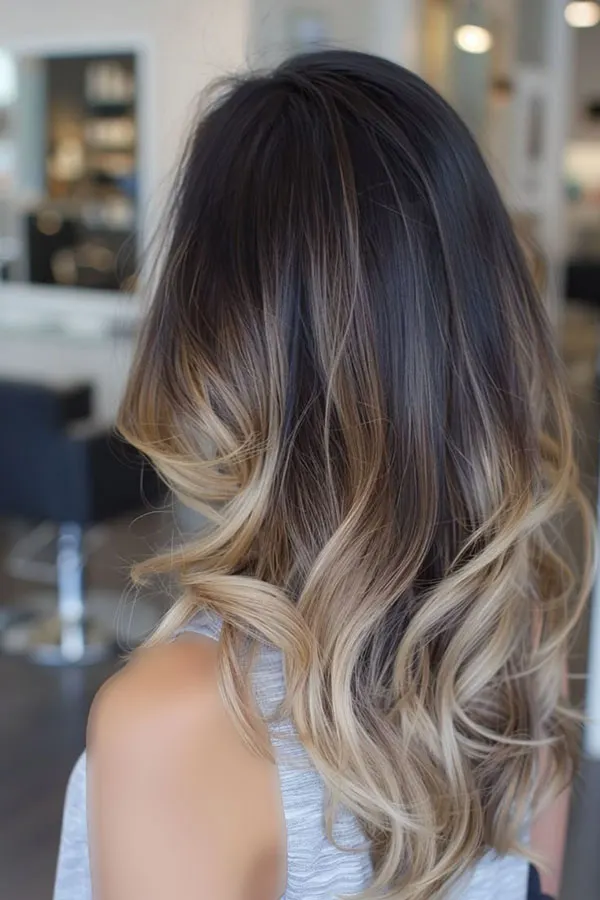 34 ایده رنگ مو سامبره زنانه؛ طبیعی، شیک و فوقالعاده لاکچری 33 Sombre hair color 30