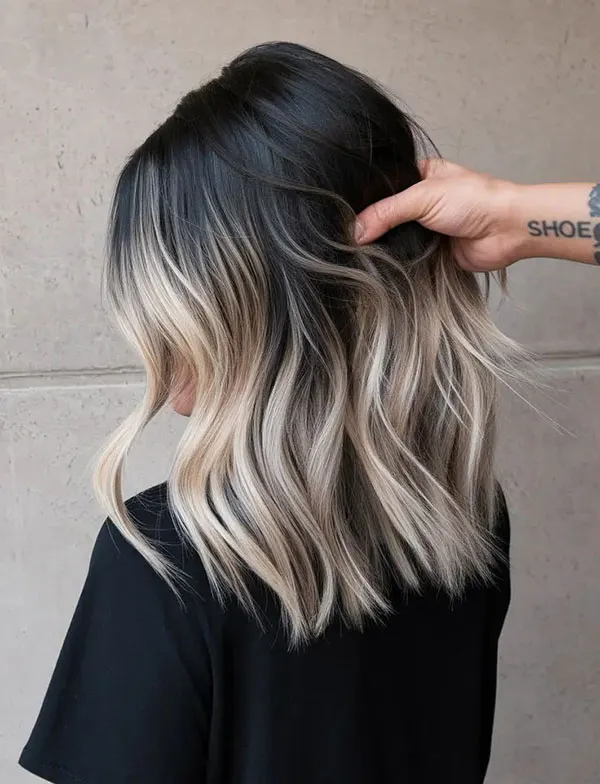 34 ایده رنگ مو سامبره زنانه؛ طبیعی، شیک و فوقالعاده لاکچری 6 Sombre hair color 4