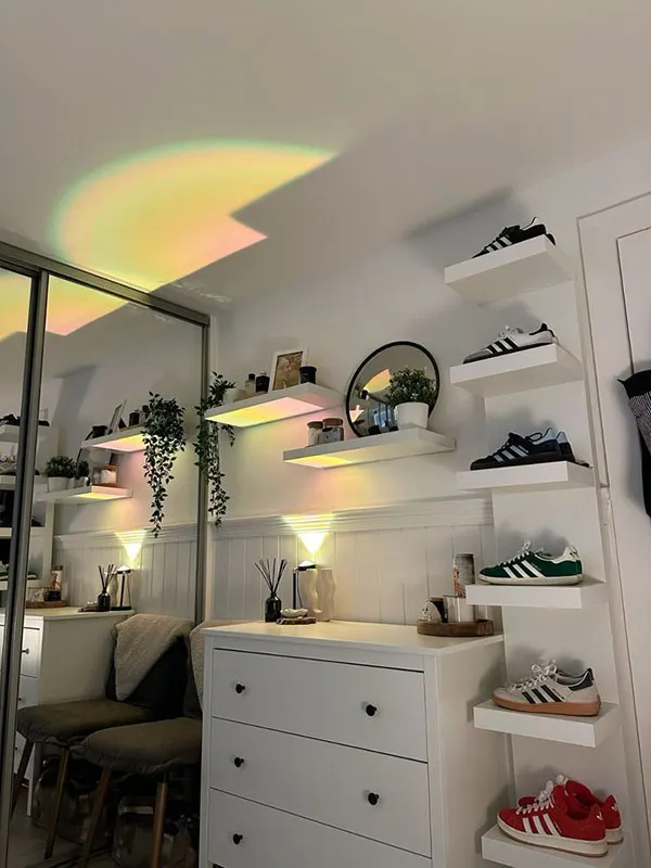 Sporty style bedroom decor for girls 14