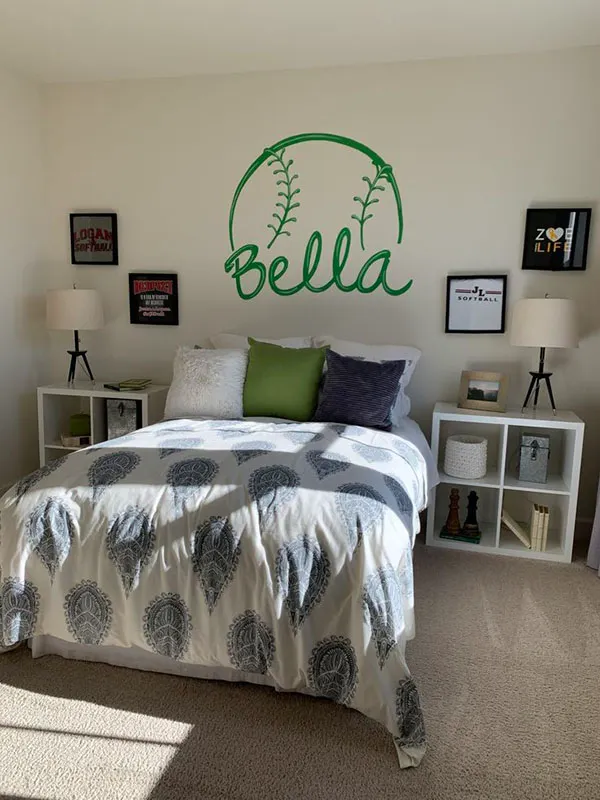 Sporty style bedroom decor for girls 18