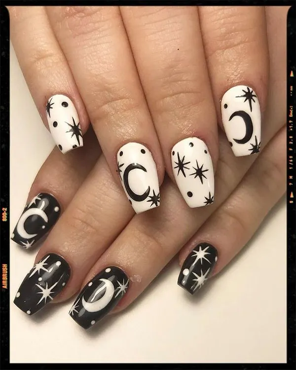 Star nail design 17