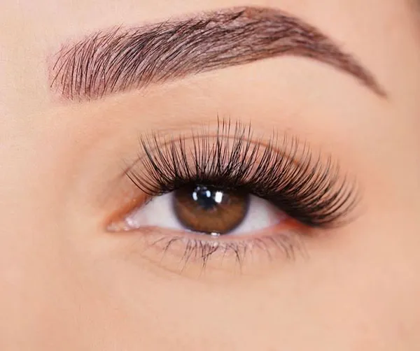 Strip lashes 3