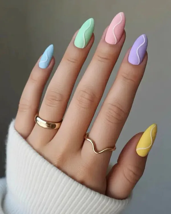 Stylish artificial nails for girls 20