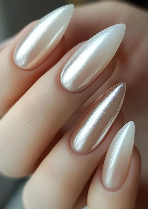Stylish artificial nails for girls 24