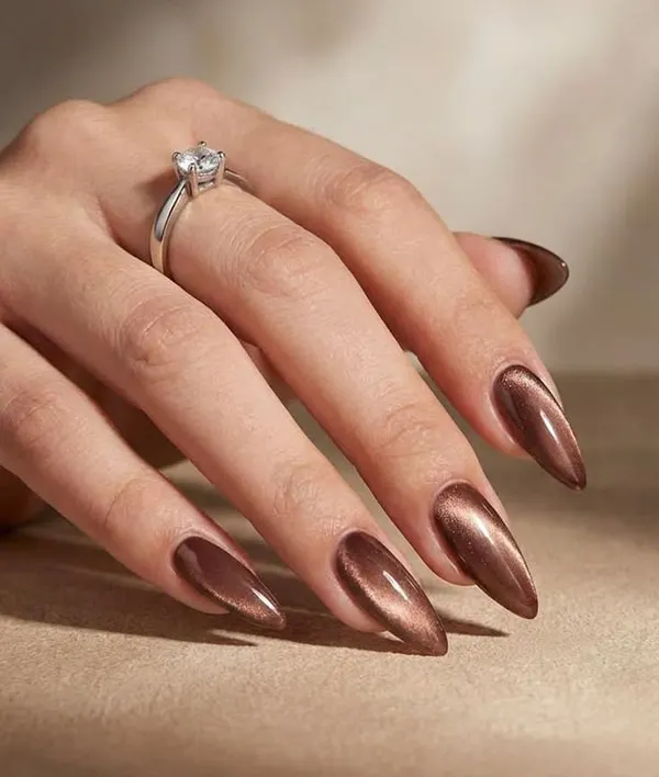 Stylish artificial nails for girls 3