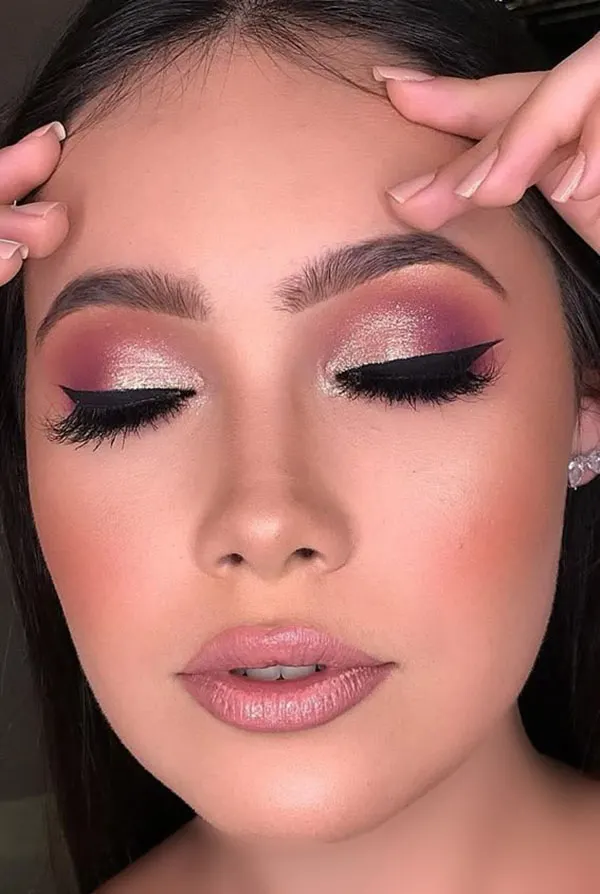 Types of facial makeup 25