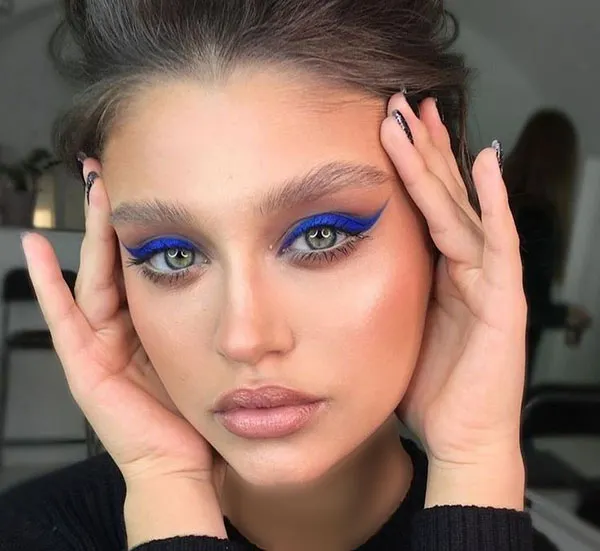 Types of facial makeup 30