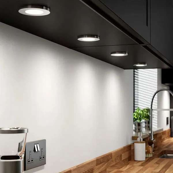 32 ایده لاین نوری زیر کابینت که ظاهر آشپزخانه را متحول میکند! 10 Under cabinet linear light 6