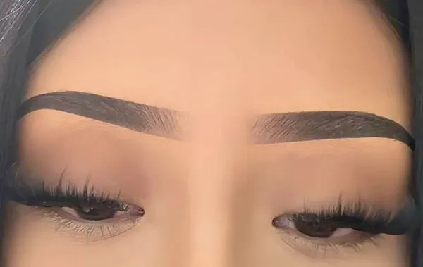 Chic feminine eyebrows 7