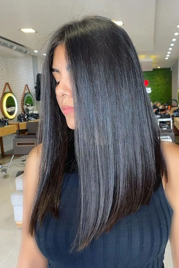Chic long bob hairstyle for women 13