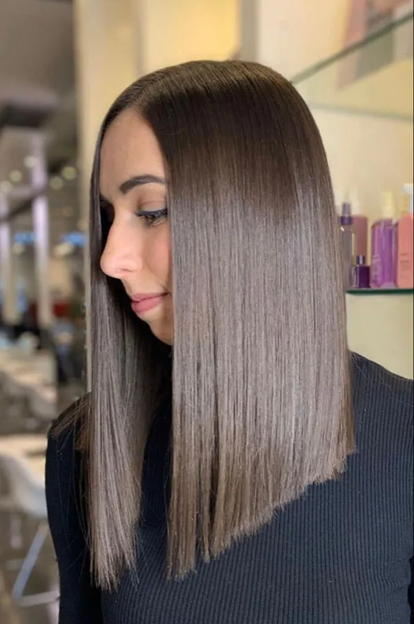 Chic long bob hairstyle for women 24