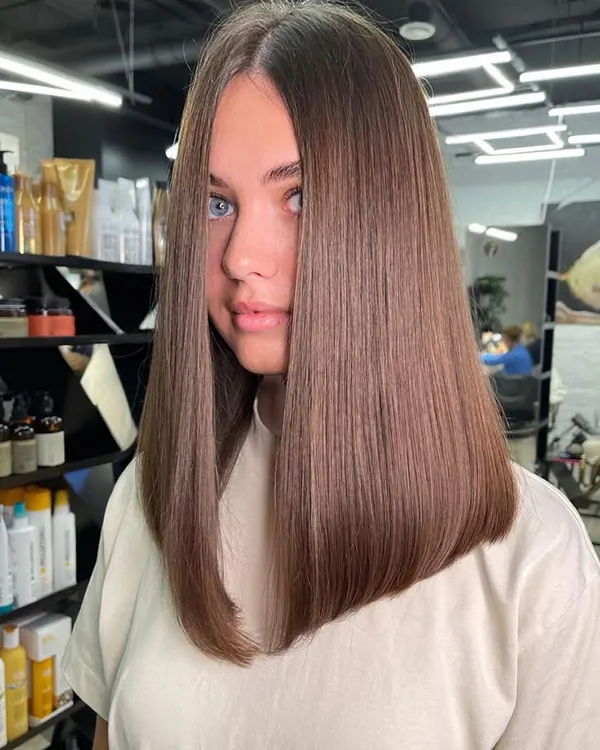 Chic long bob hairstyle for women 3