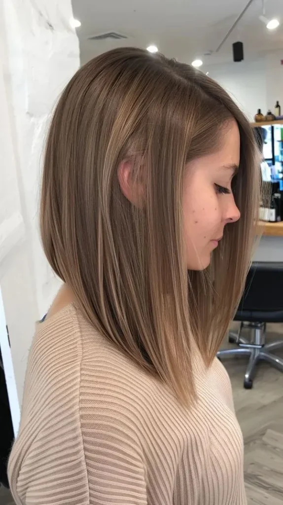 Chic long bob hairstyle for women 31