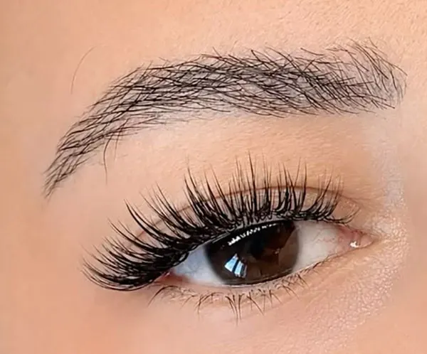 Classic Eyelash Extensions 10