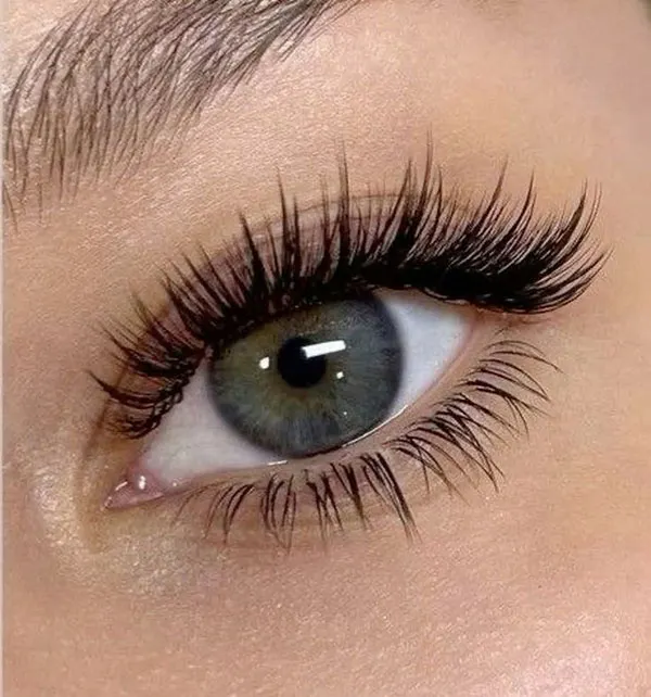 Classic Eyelash Extensions 9