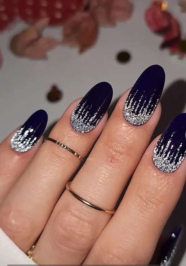 Dark and light blue nail designs 15