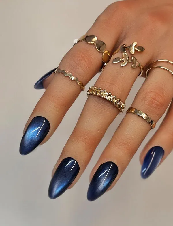 Dark and light blue nail designs 3