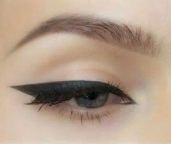 Egyptian style eyeliner 24