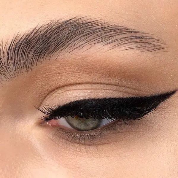 Egyptian style eyeliner 27