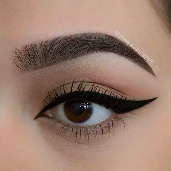 Egyptian style eyeliner 9