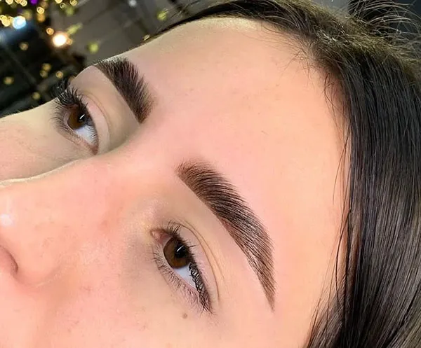 آموزش لیفت ابرو ترند 2026؛ بهترین روش برای داشتن ابروهای لیفتشده و طبیعی! 11 Eyebrow lift training 6