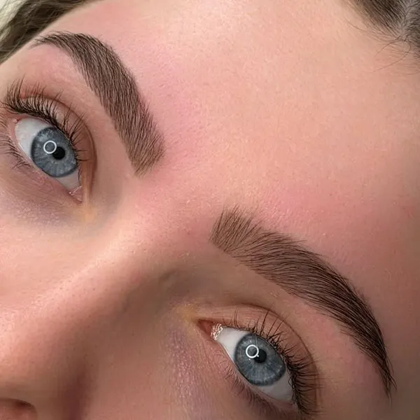 33 مدل برداشتن ابرو دخترانه؛ از ابروی صاف تا قوسدار! 23 Eyebrow removal model 20