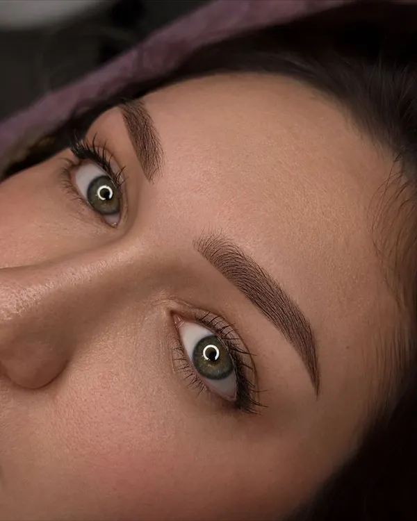 33 مدل برداشتن ابرو دخترانه؛ از ابروی صاف تا قوسدار! 25 Eyebrow removal model 22