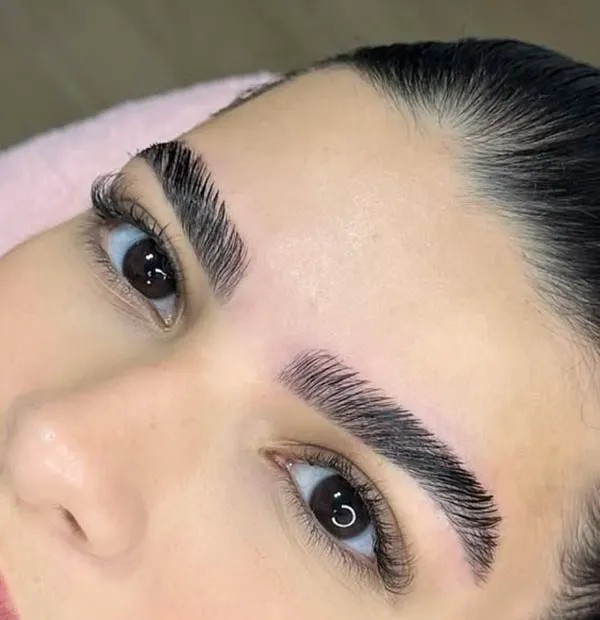 33 مدل برداشتن ابرو دخترانه؛ از ابروی صاف تا قوسدار! 8 Eyebrow removal model 8