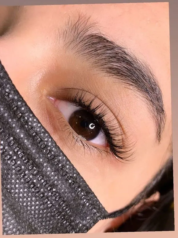 Eyelash extension model 26