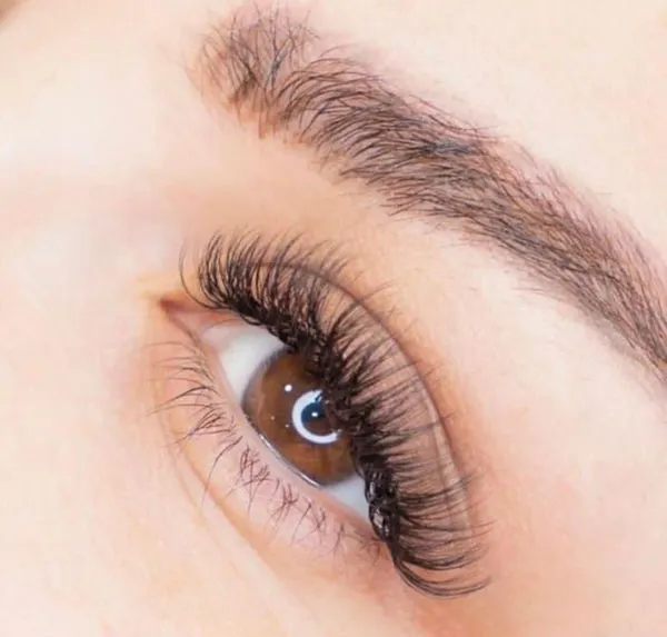 Eyelash extension model 8