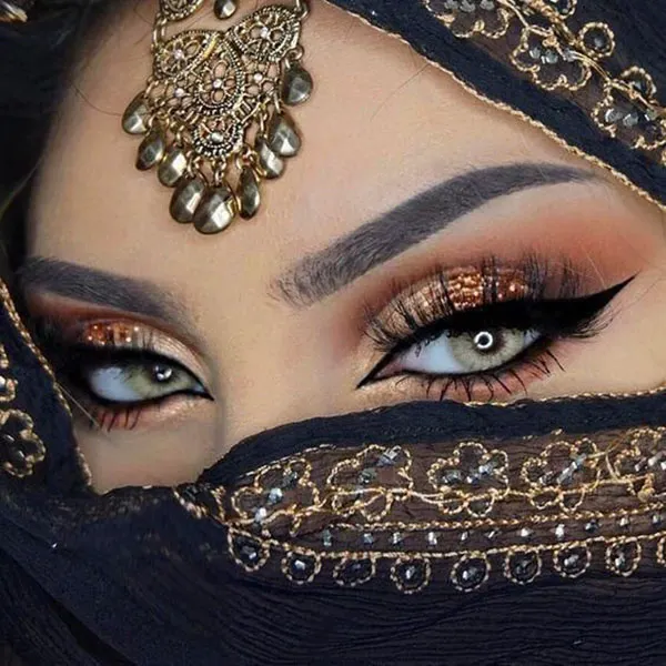 Heavy Arabic eye makeup 12