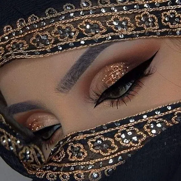Heavy Arabic eye makeup 14