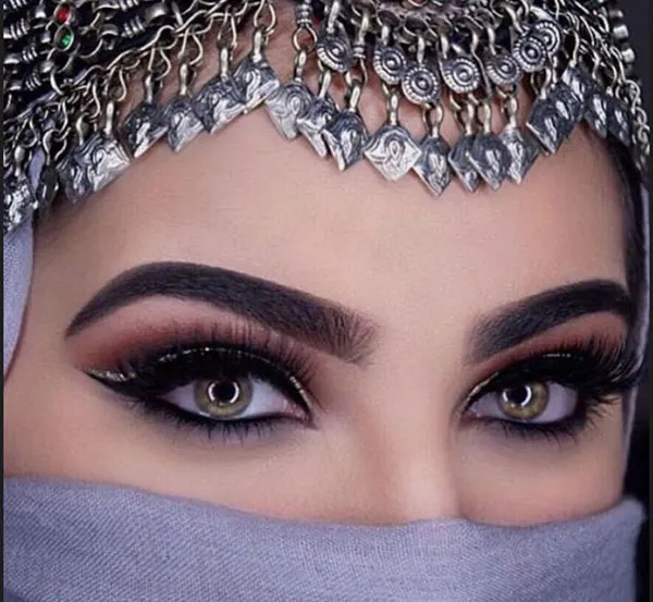 Heavy Arabic eye makeup 15