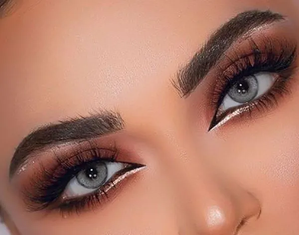 Heavy Arabic eye makeup 22
