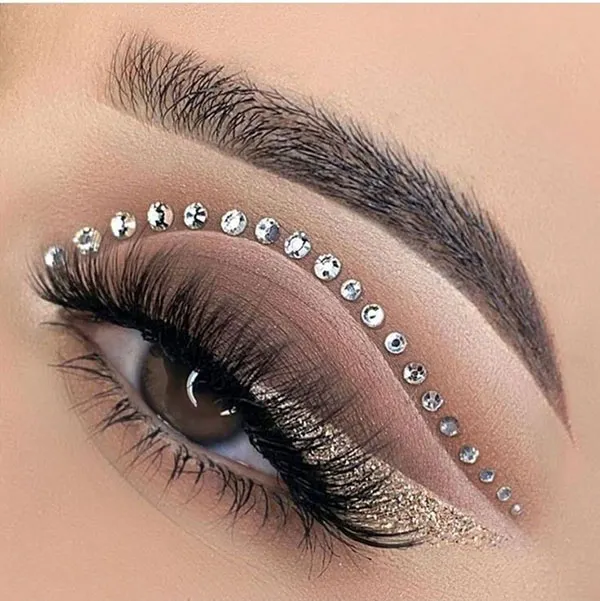 Heavy Arabic eye makeup 28