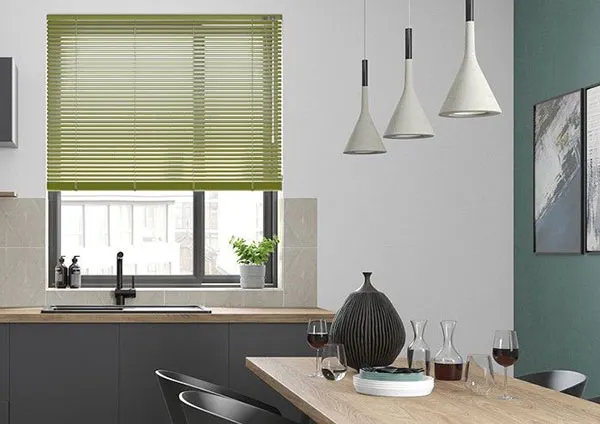 Kitchen Venetian blinds 2