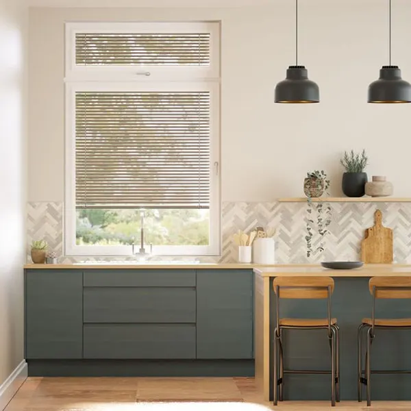 Kitchen Venetian blinds 8
