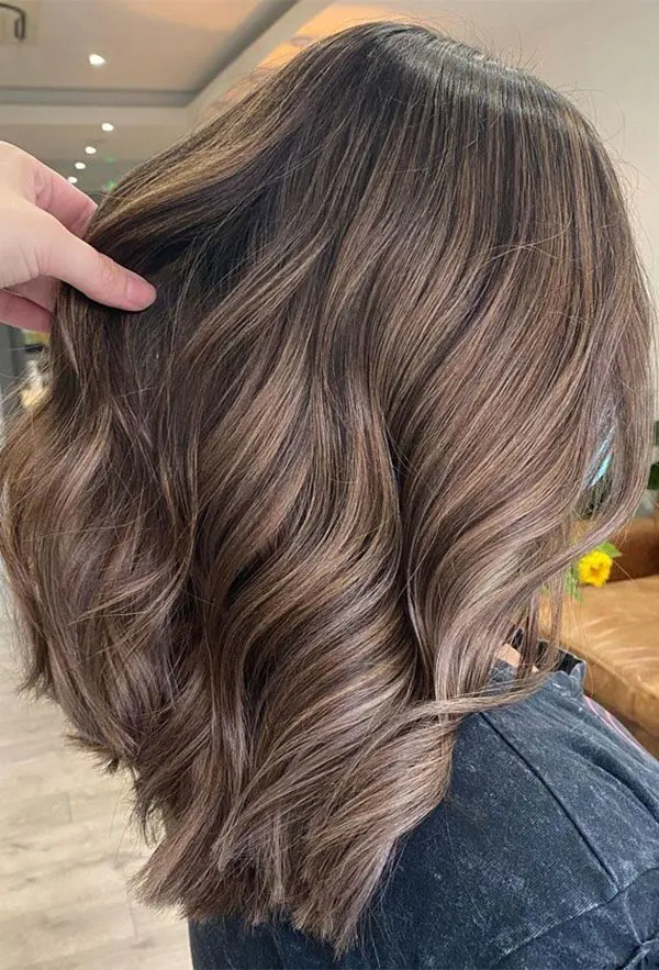 Light Smoky Nescafe Hair Color 9
