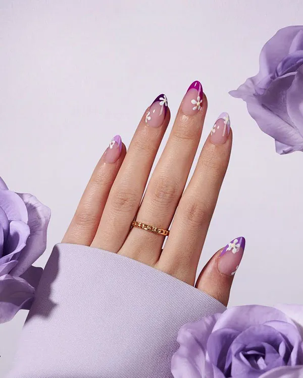 Lilac nail design 2