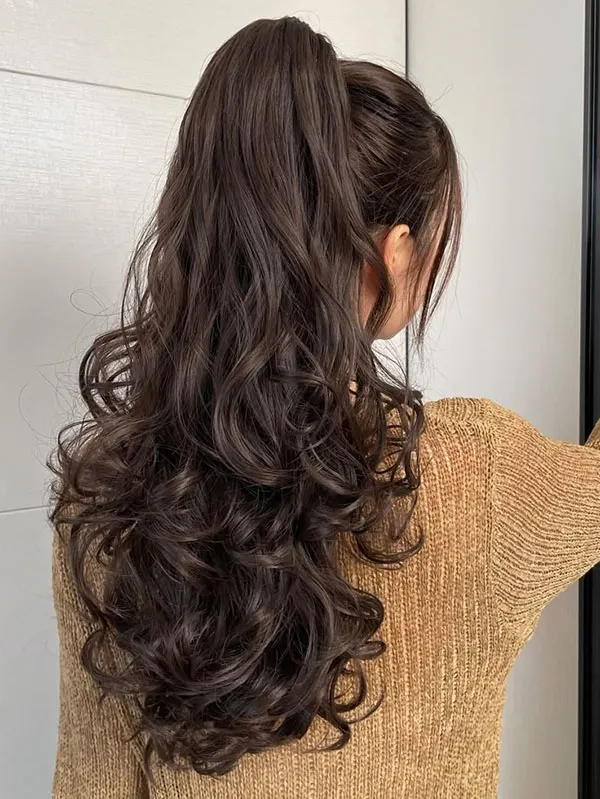 Long ponytail hairstyle 28