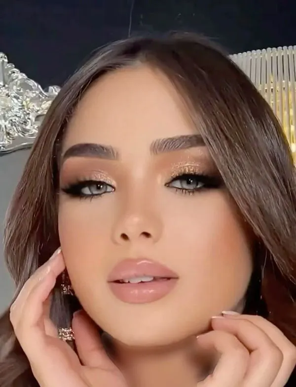Makeup for a girl attending a wedding 26