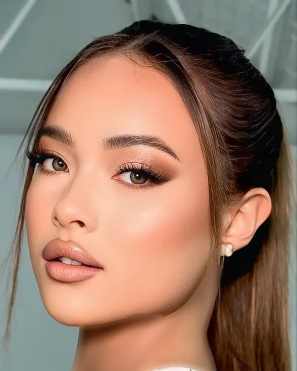 Makeup for a girl attending a wedding 29