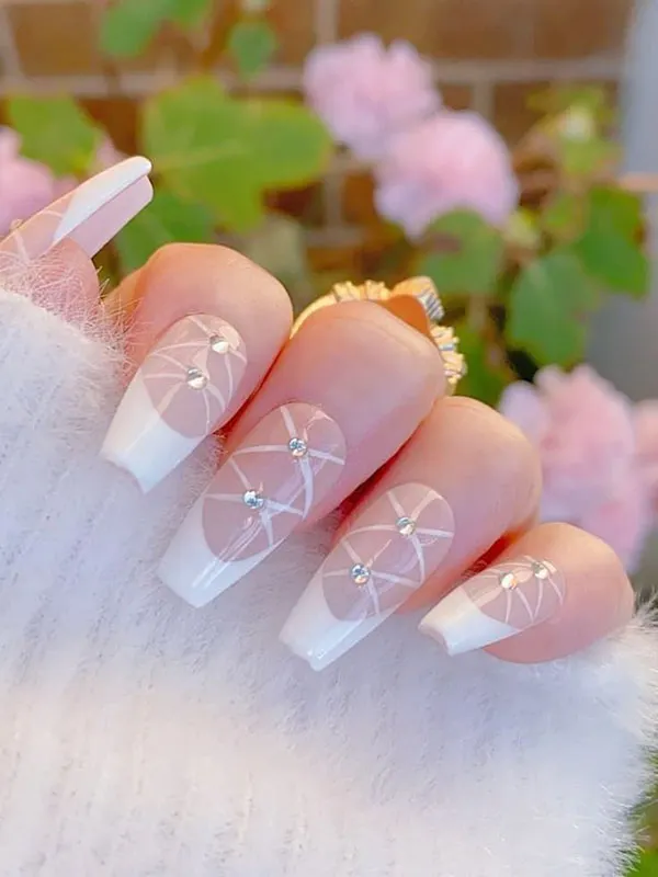 New French nail designs 18