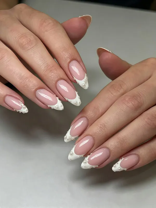 New French nail designs 22