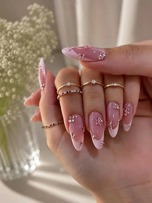 New French nail designs 8